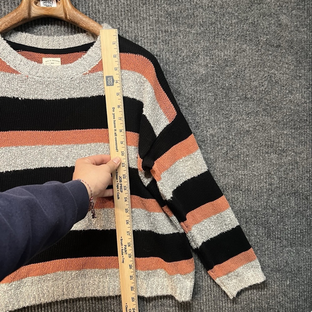 Billabong Sweater Womens Medium‎ Striped Gray Red Black Long Sleeve Knitted - Picture 2 of 5